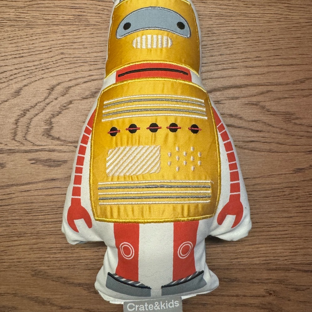 Crate&Kids Plush Robot